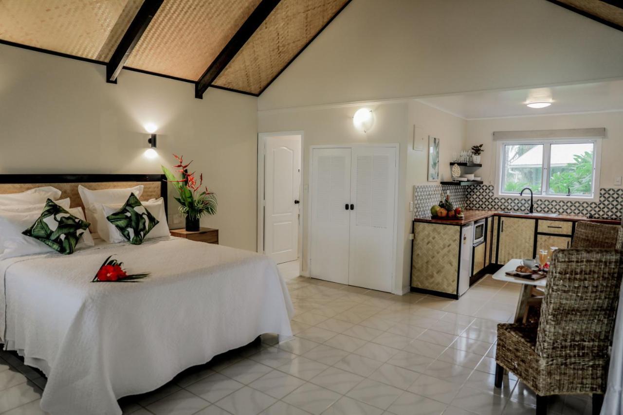 Tai Roto Bay Hotel Arutanga Luaran gambar