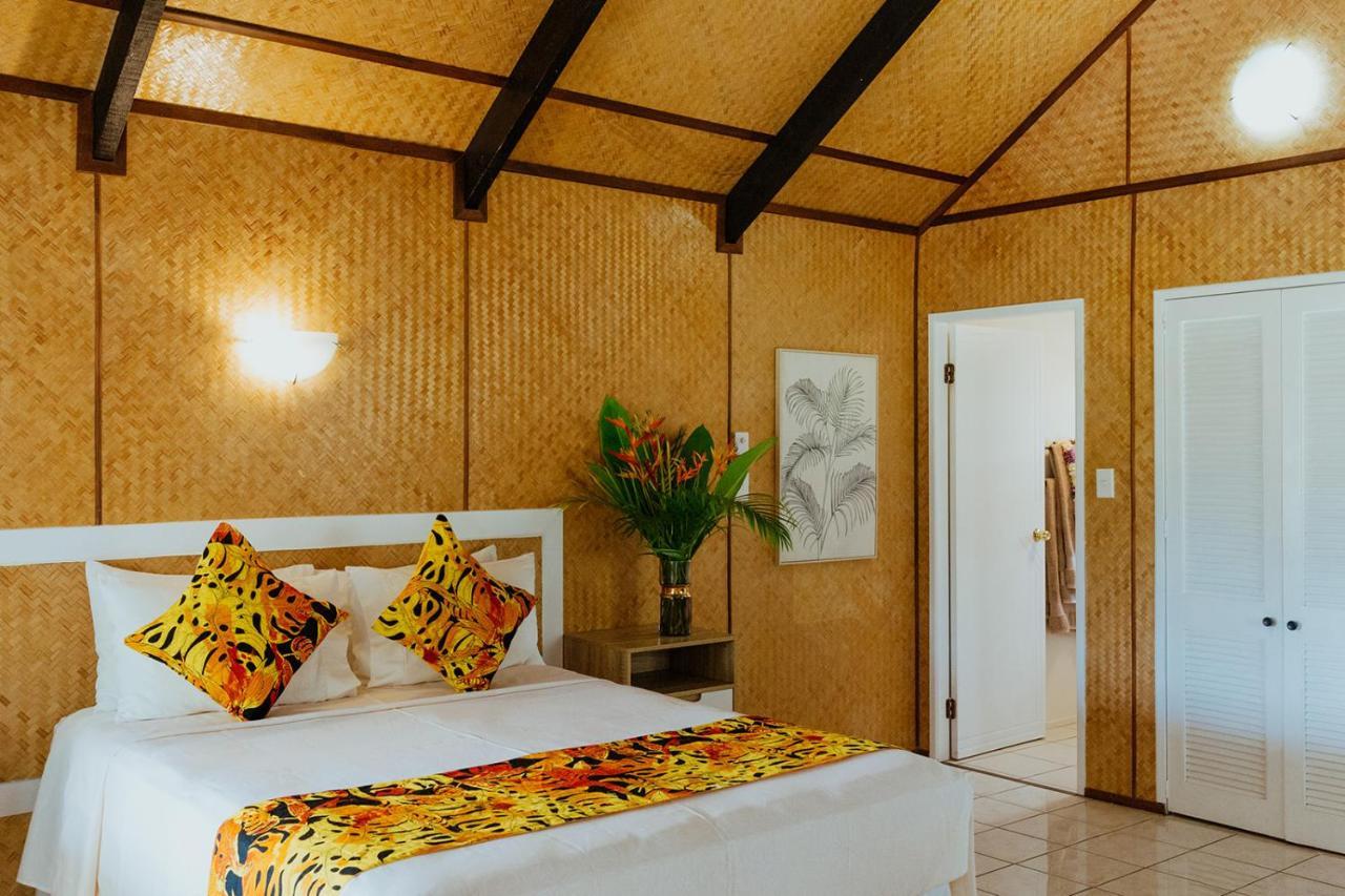 Tai Roto Bay Hotel Arutanga Luaran gambar